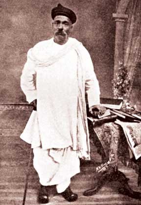 Bal_G._Tilak